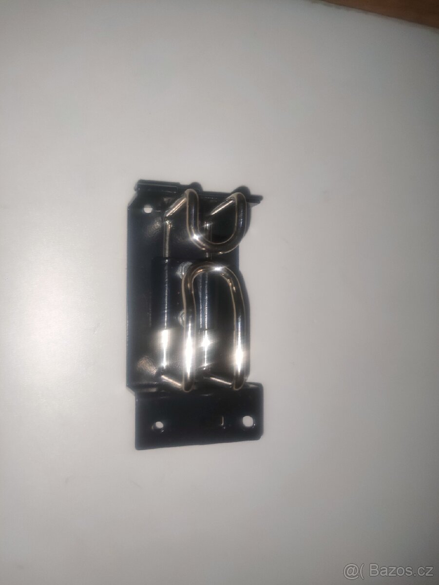 Vyvazovací ocelové oko pro svislé vedení kabelů NOVÉ - 2