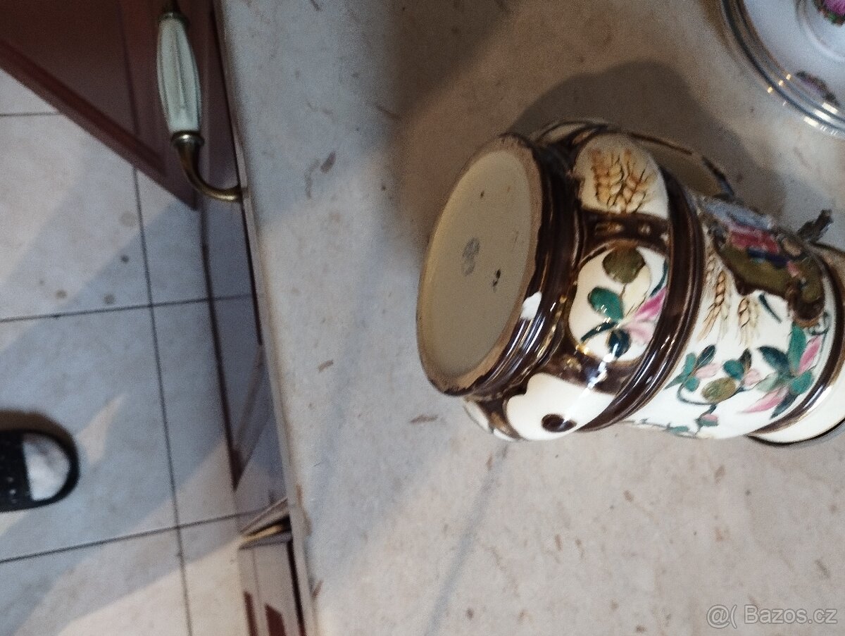 keramicky korbel - 2