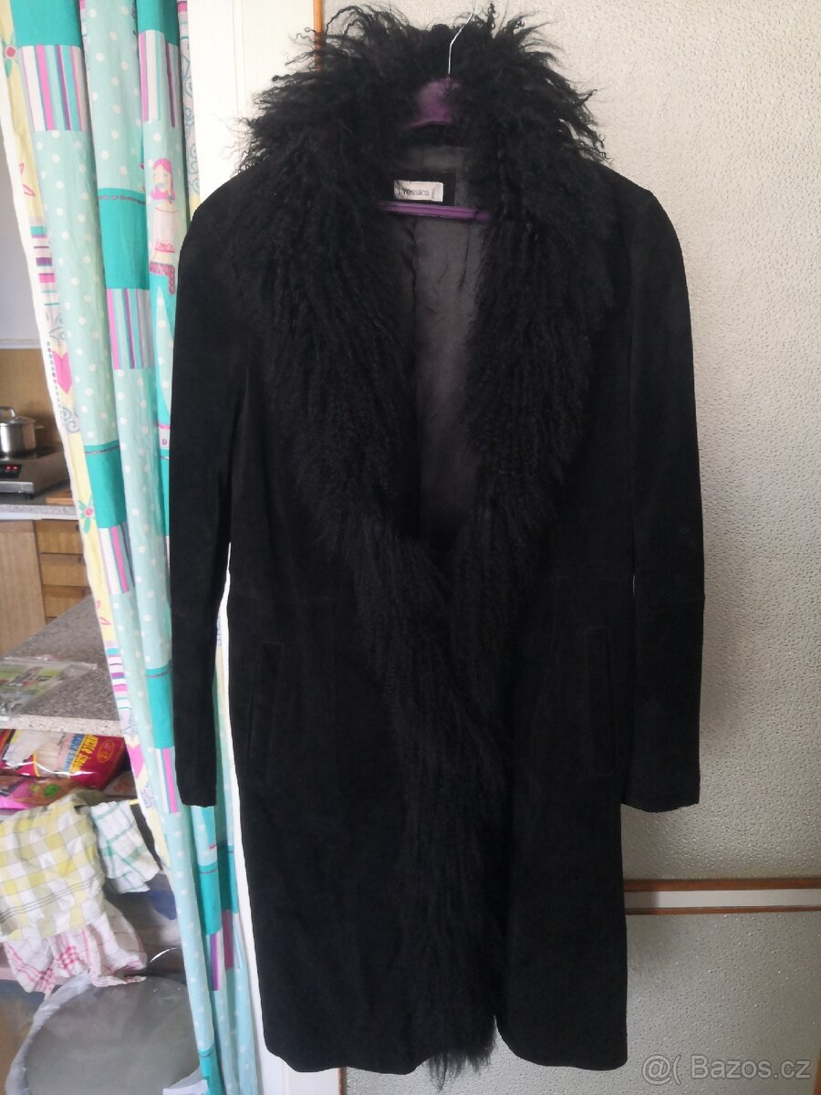 Semišovy kabát, límec merluska - 2