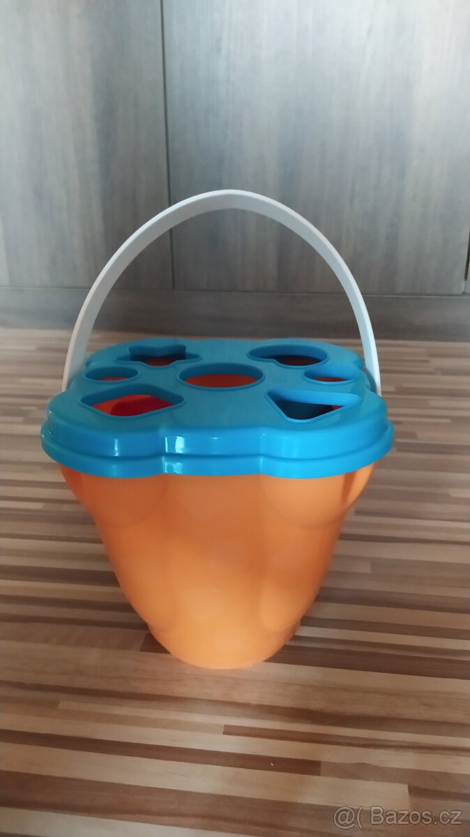 Plastová skládačka + vkládačka - 2