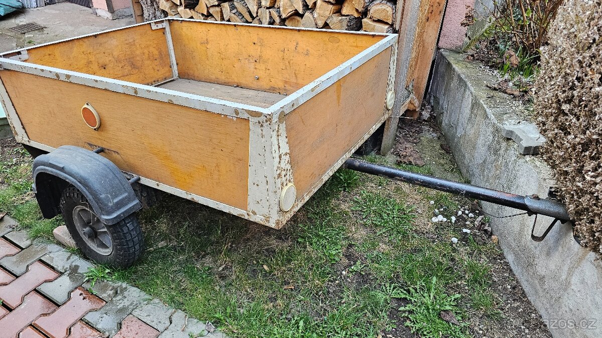 Přívěsný vozík za auto - 2