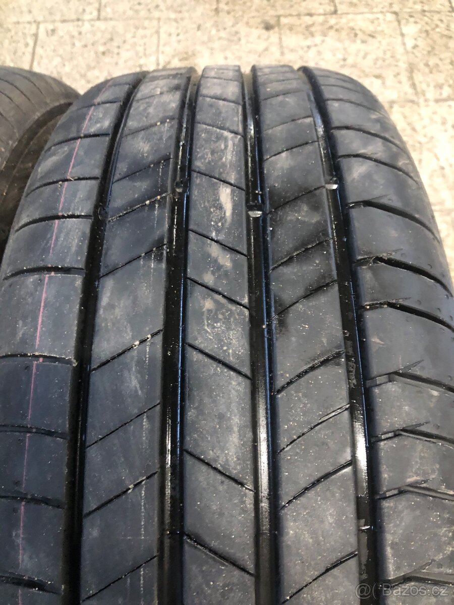 215/55/18 prodám letní pneu - 2