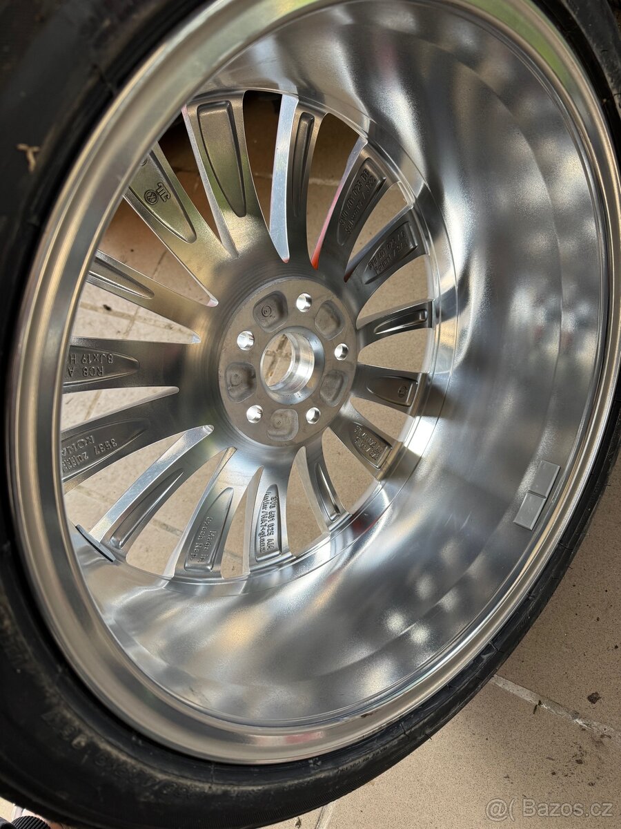 Alu kolo Trinity 19" Superb III - 2