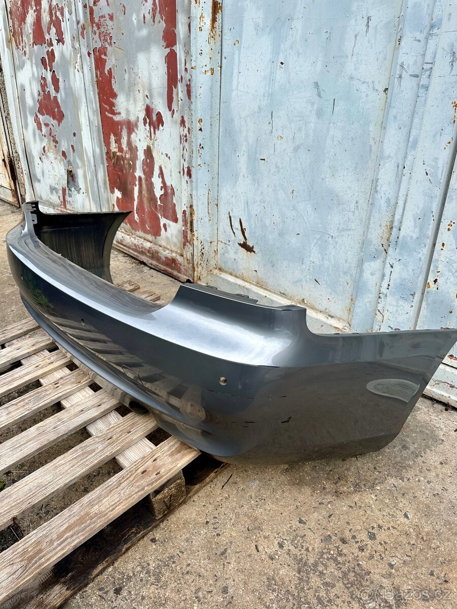 Zadní nárazník e92 335 facelift - 2