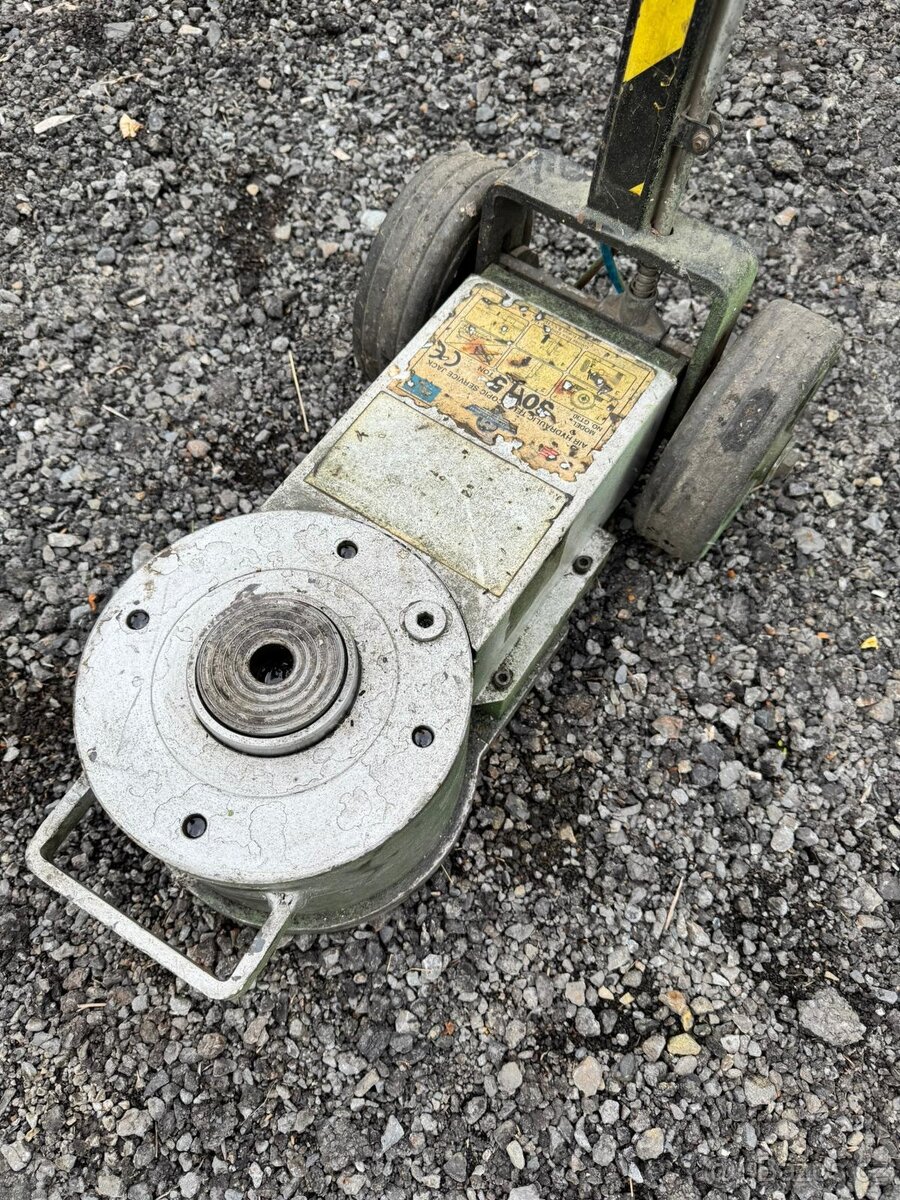 Vzduchový zvedák - 2