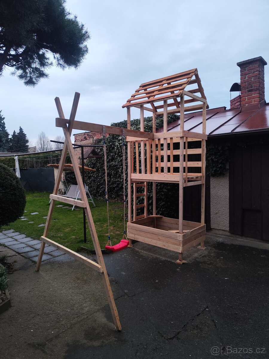 Prodáme dřevěné dětské hřiště - 2