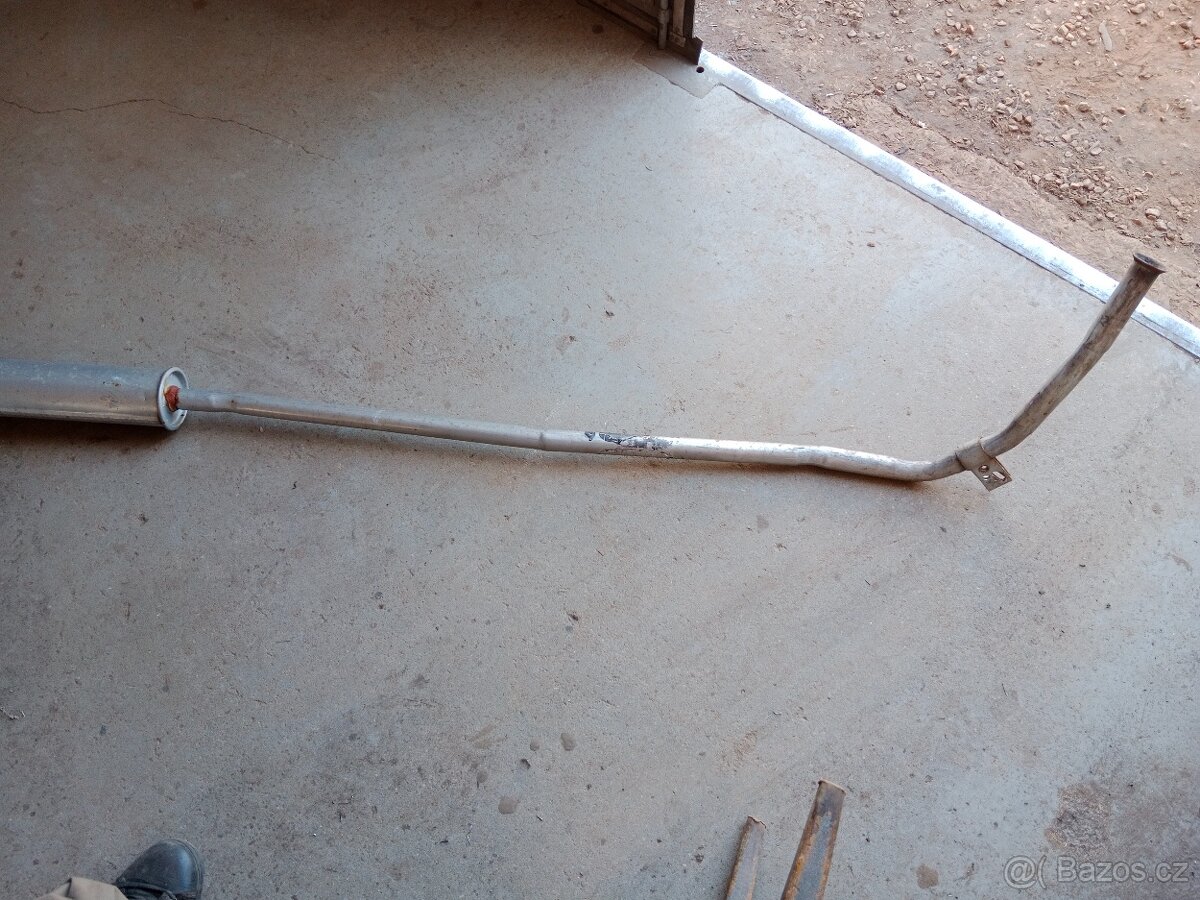 Austin Mini 1000 výfuk - 2