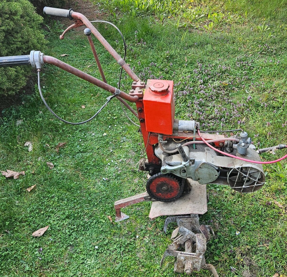 Kultivátor - 2