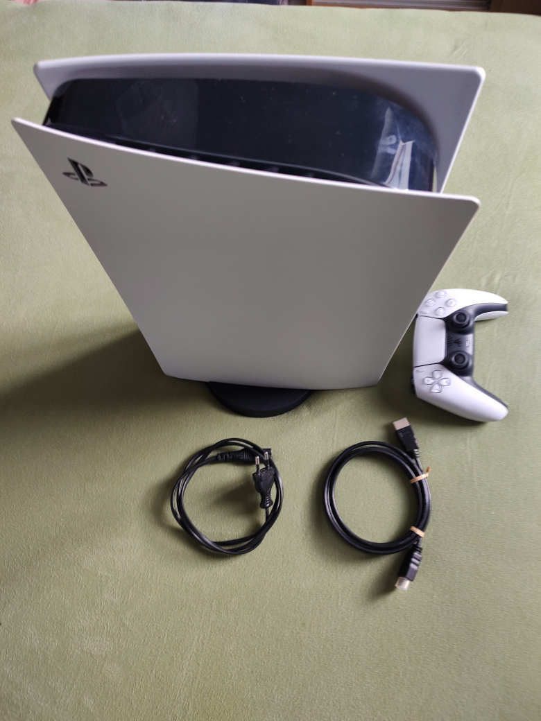 Playstation 5 Digital, Dualsense ovladač - 2