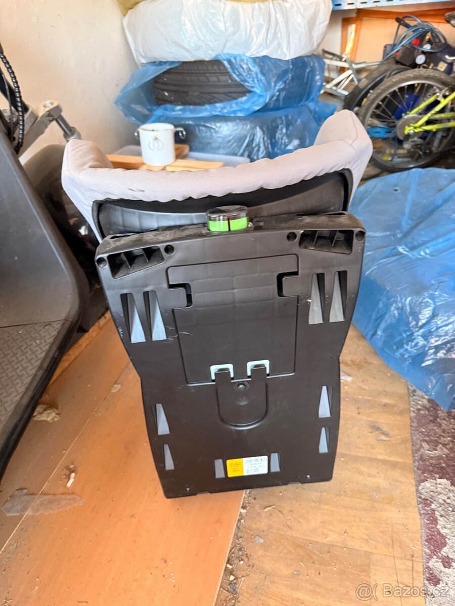 Maxi Cosi otočná isofix sedačka pro dítě - 2