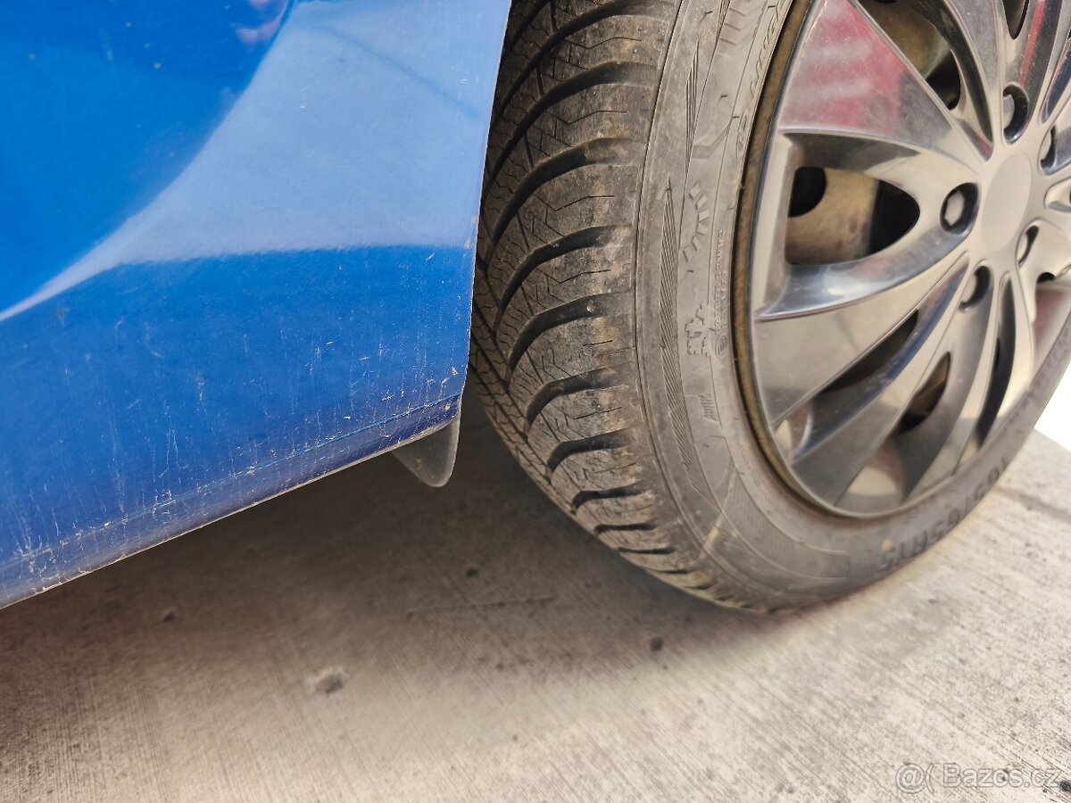 Renault Clio 1.2i - 2