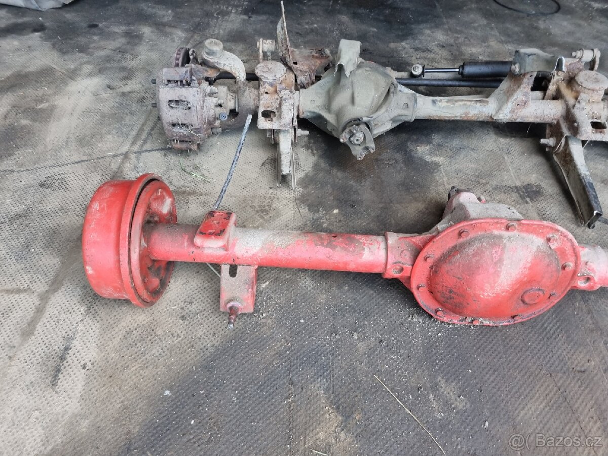 Prodam napravy D30 a CH8.25 jeep XJ - 2
