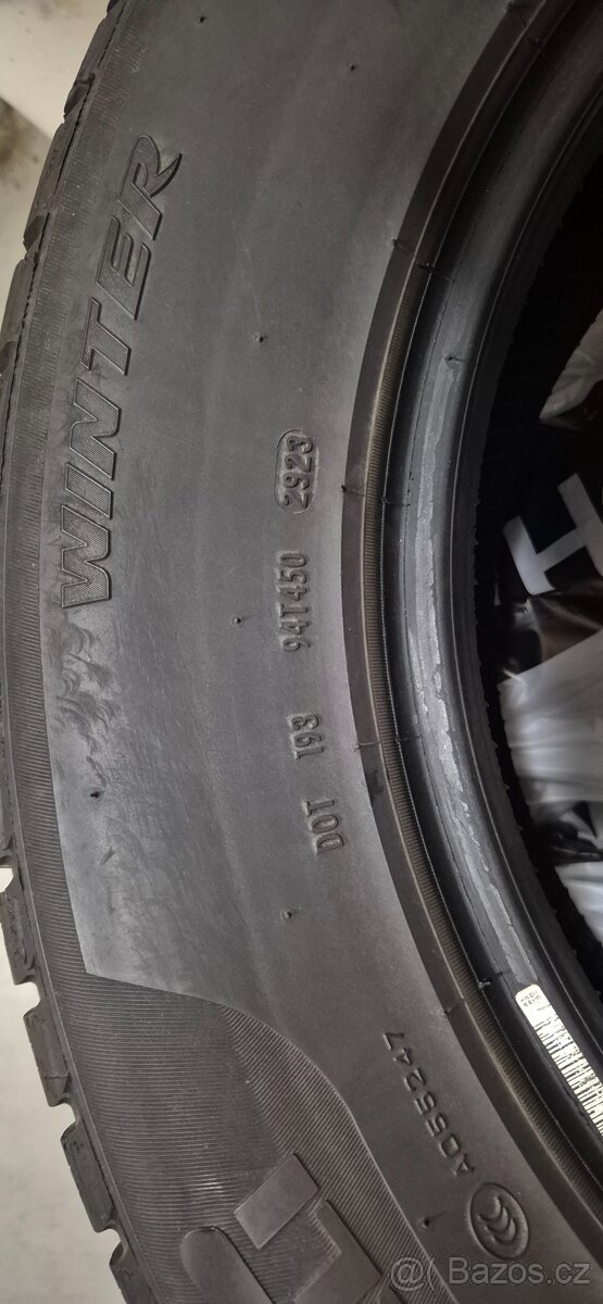 ZIMNÍ PNEU PIRELLI 215/65R17 - - 2