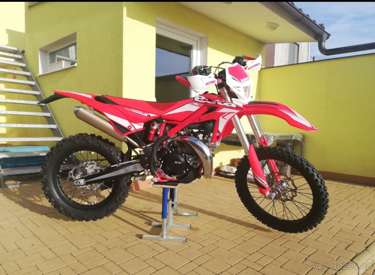 BETA XTRAINER 300 2T