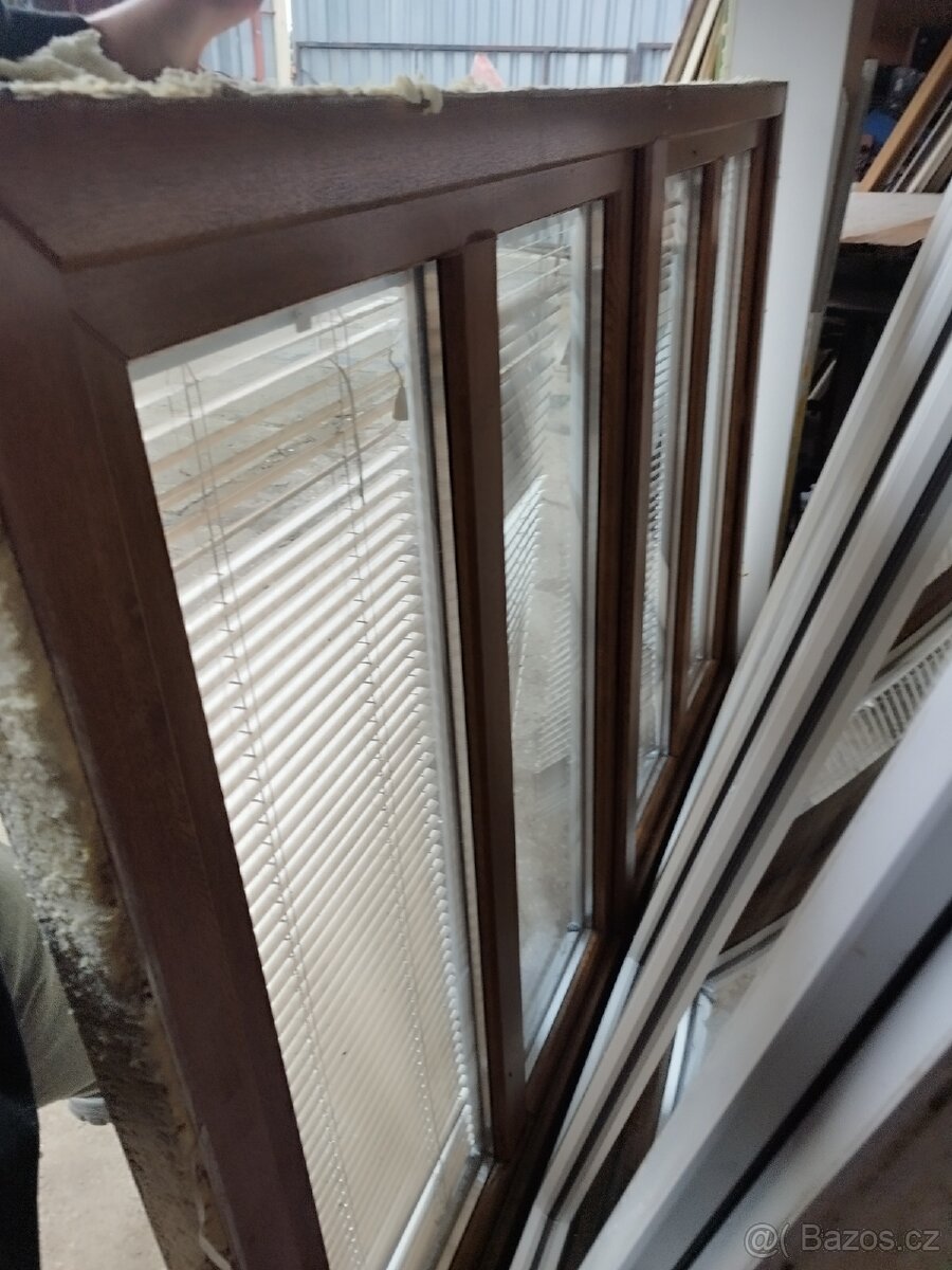Zachovalé plastove okna zlatý dub/ bile206x143 - 2
