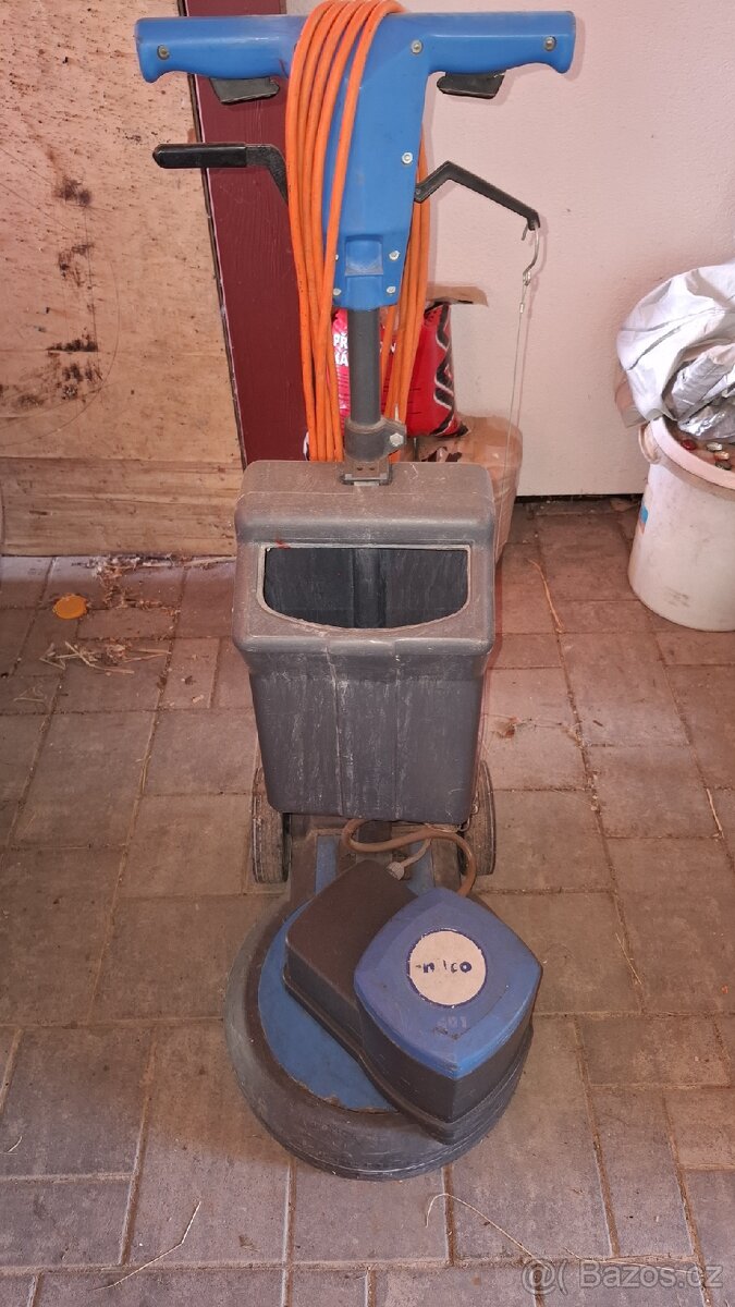 Jednokotoučový podlahový mycí brousící leštící stroj NILCO - 2