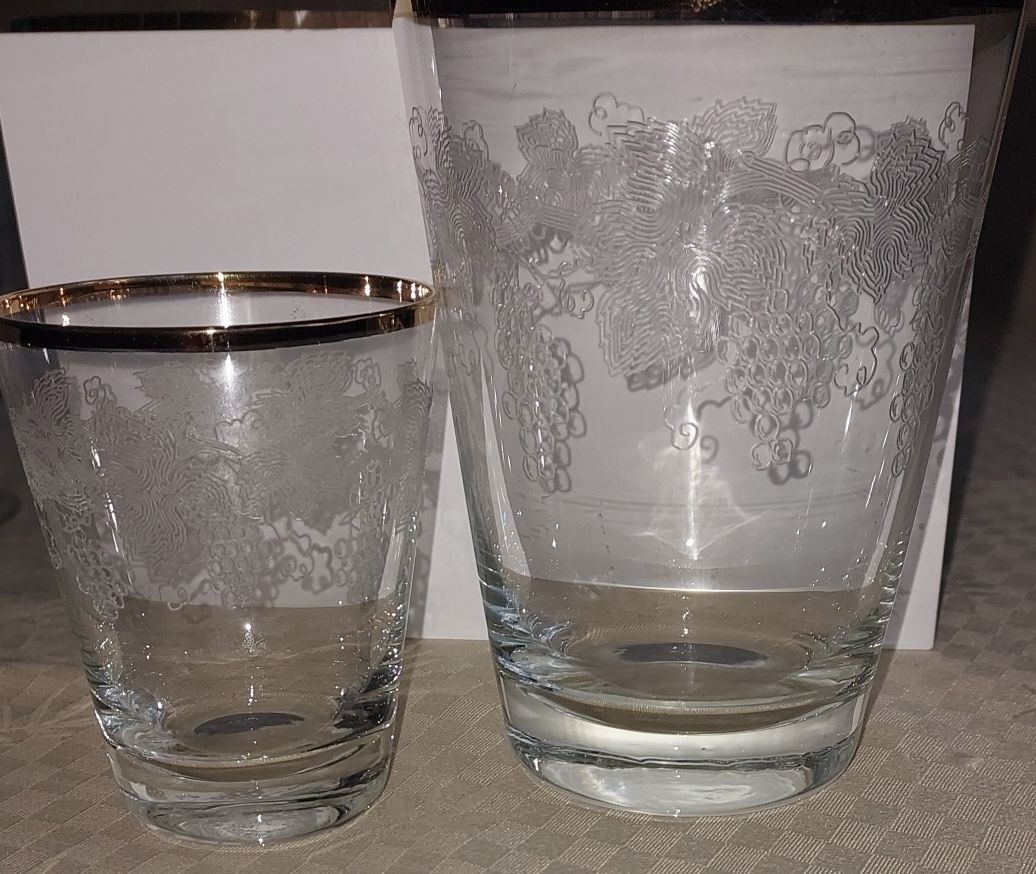 Sada broušených skleniček na víno - 2