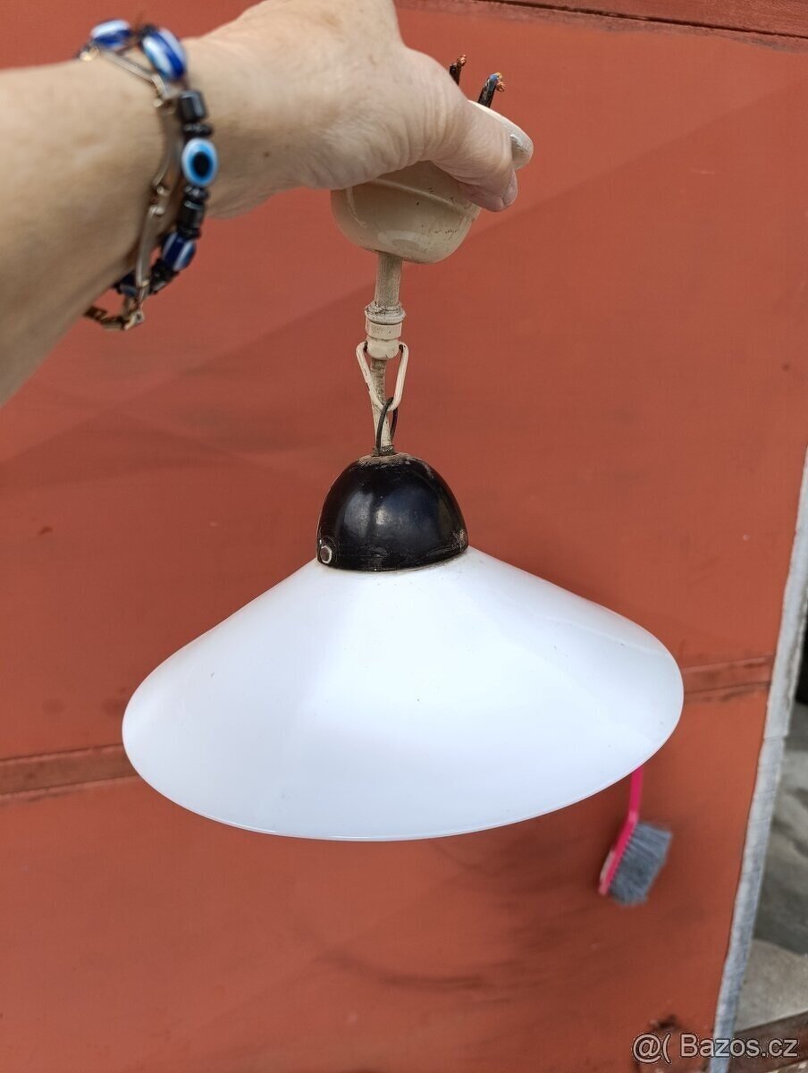 Stínidla na světlo - 2