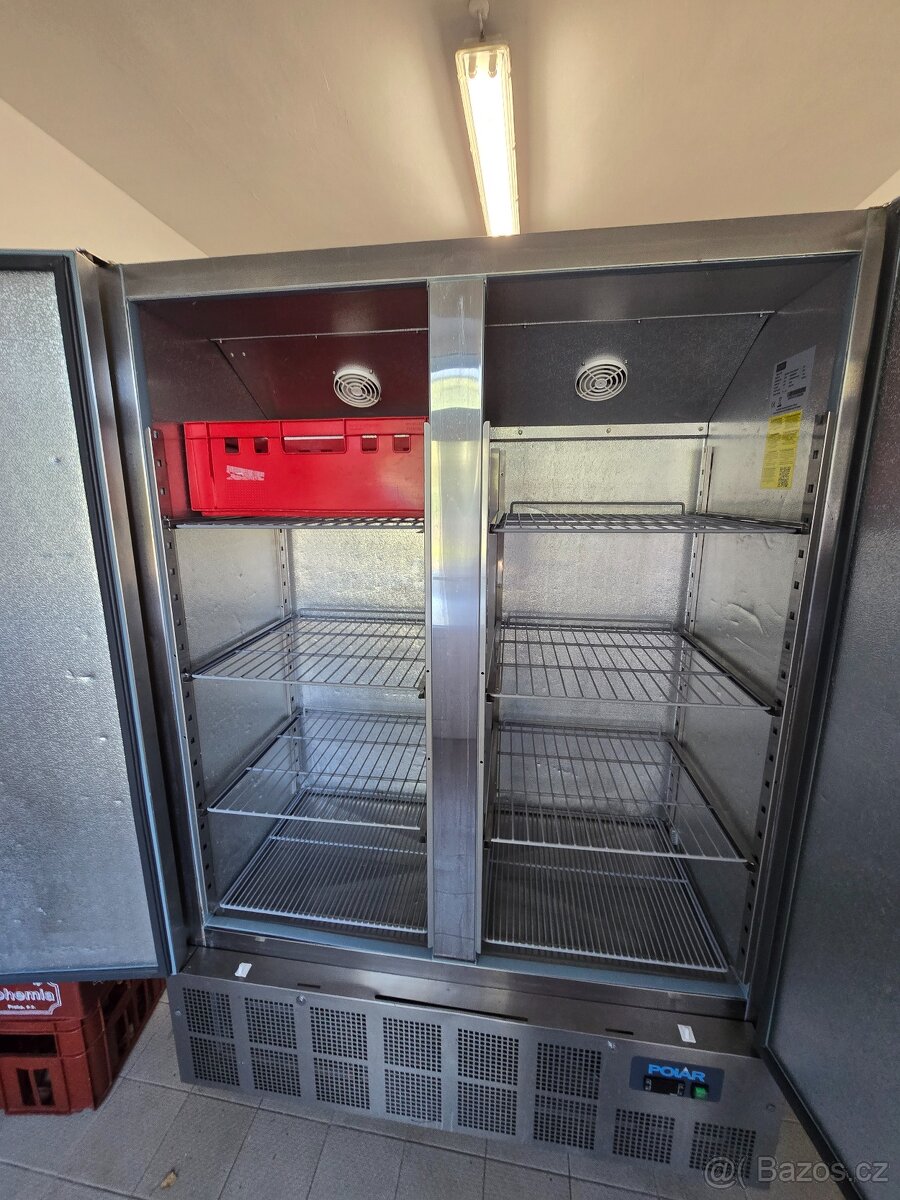 Prodám dvoukřídlou gastro lednici Polar – nerez, TOP stav - 2