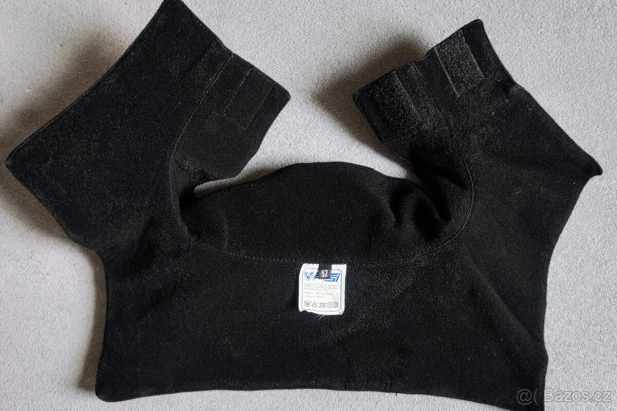 Prodám nákrčník PSI Hubík - 2