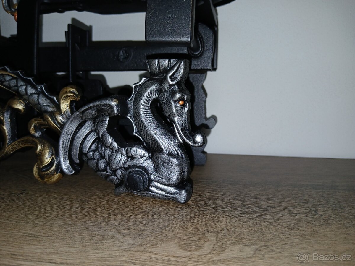 Staré váhy .Mořský koníci. - 2