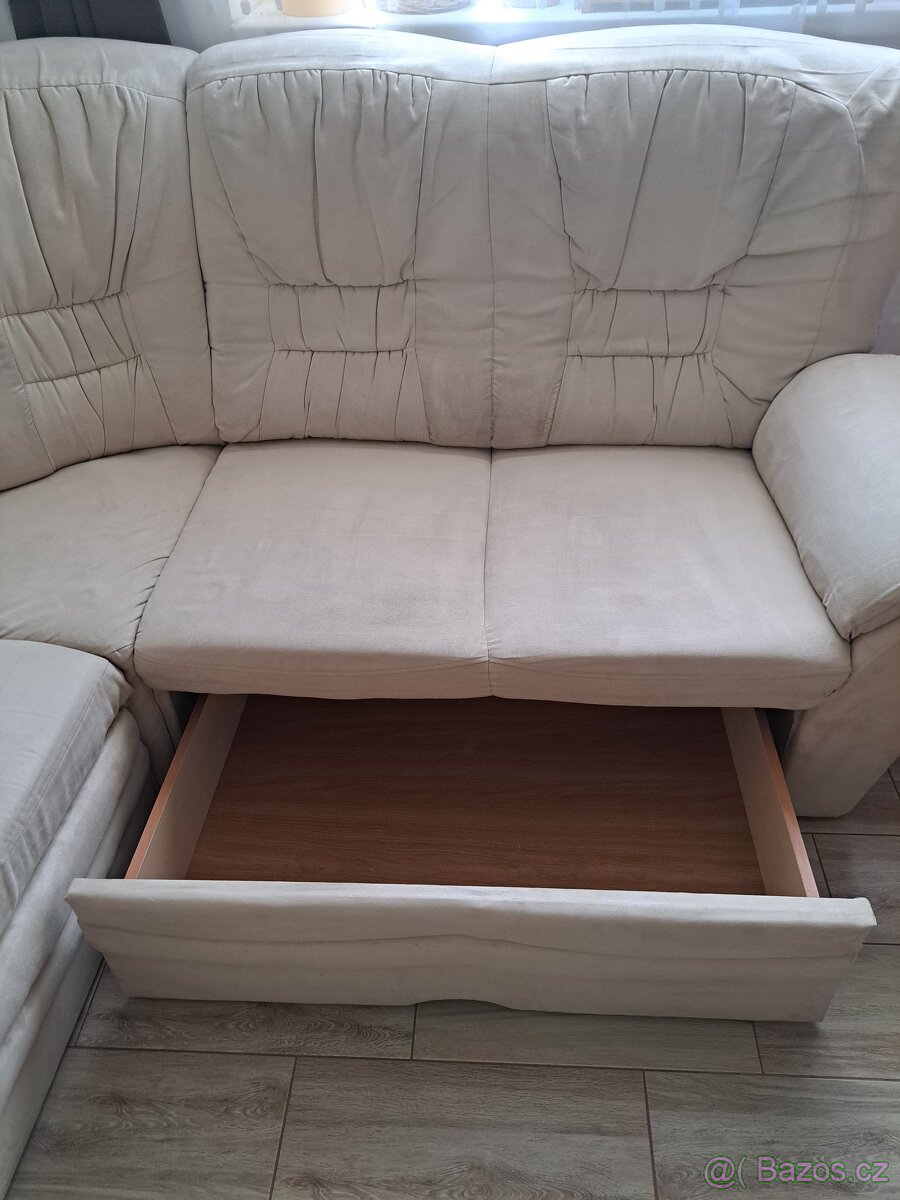 Rohová sedačka - 2