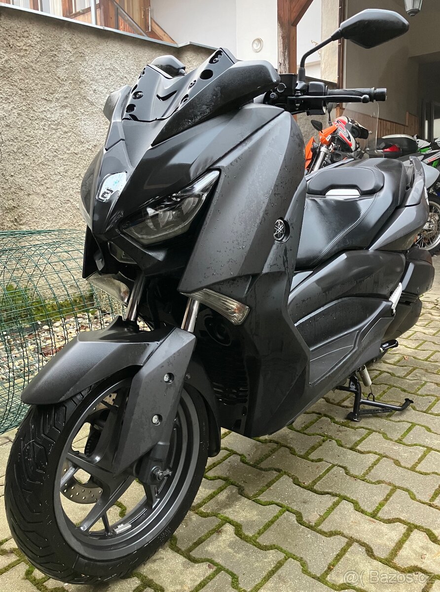 Yamaha X-Max 300 rok 2018 5.000 km - 2