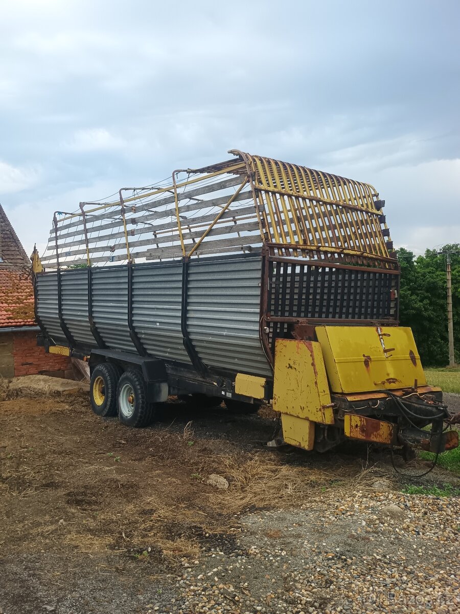 Sběrací vůz - Horal MV3-0300 - 2