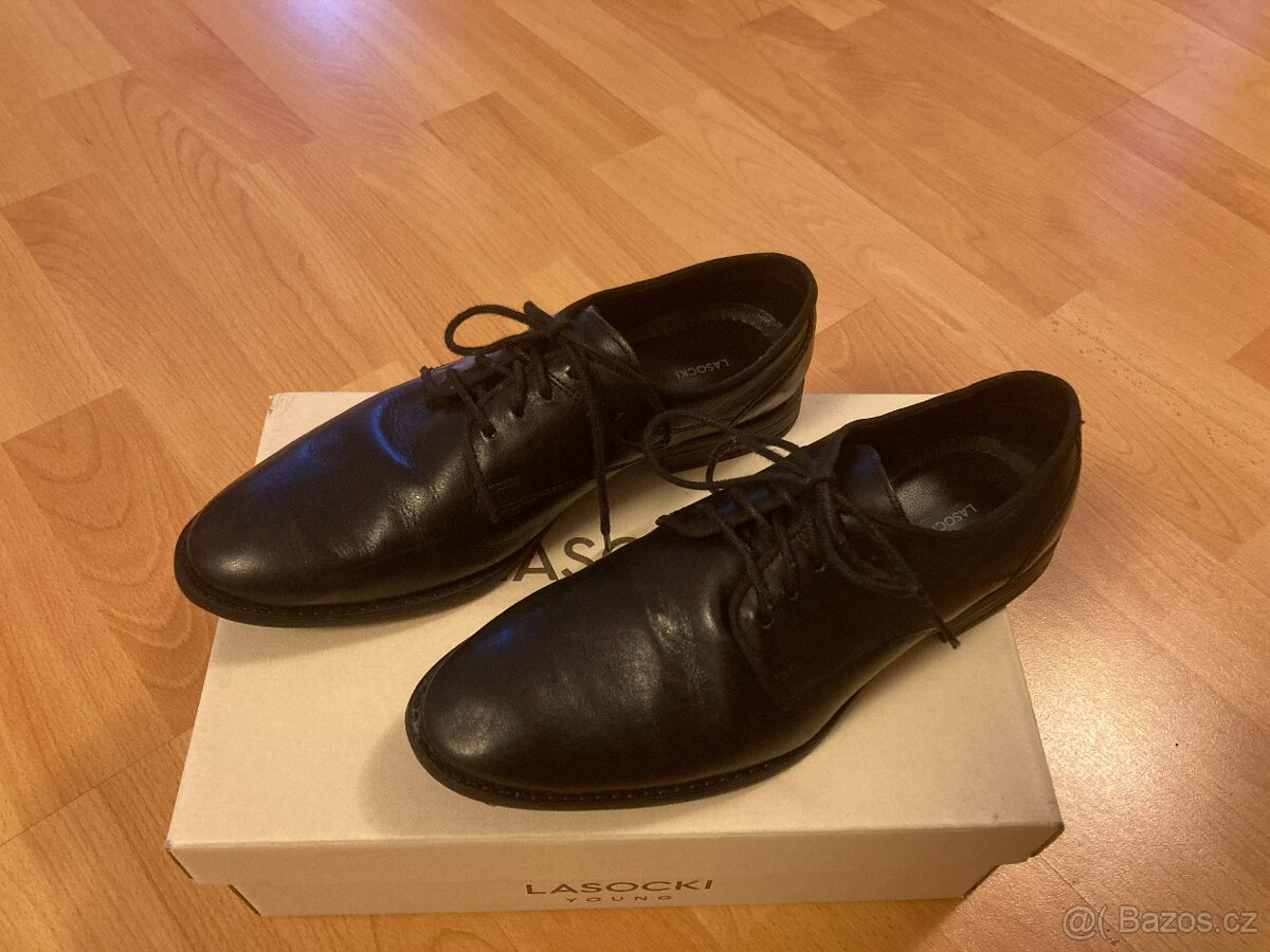 Černé kožené společenské boty vel. 38 - 2