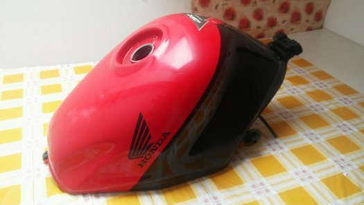 Nádrž Honda CBR 600F - 2