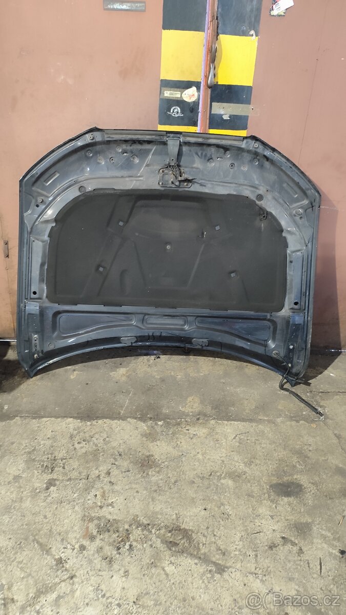 Kapota Audi A4 B8 barva LZ9Y - 2