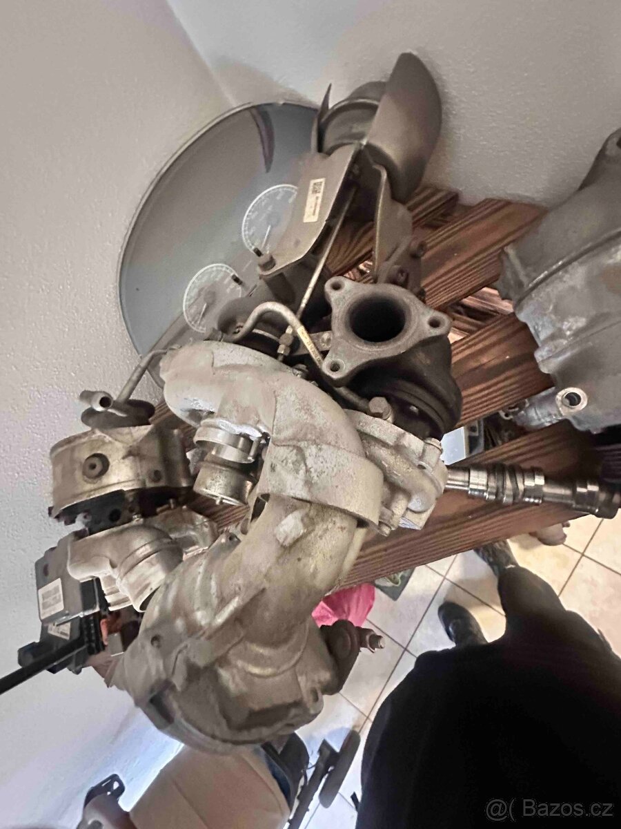 Mercedes Bi-Turbo - 2