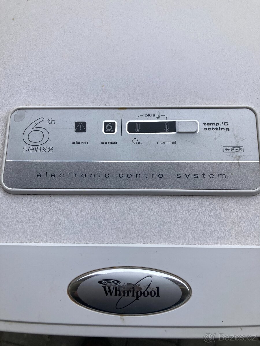 Pultový mrazák Whirpool - 2