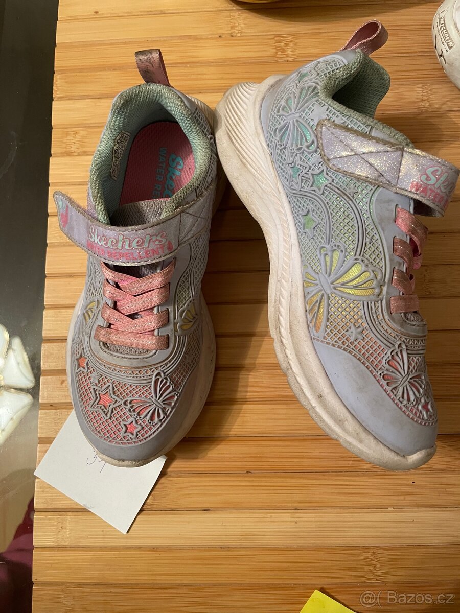 Tenisky velikost 31 - 2