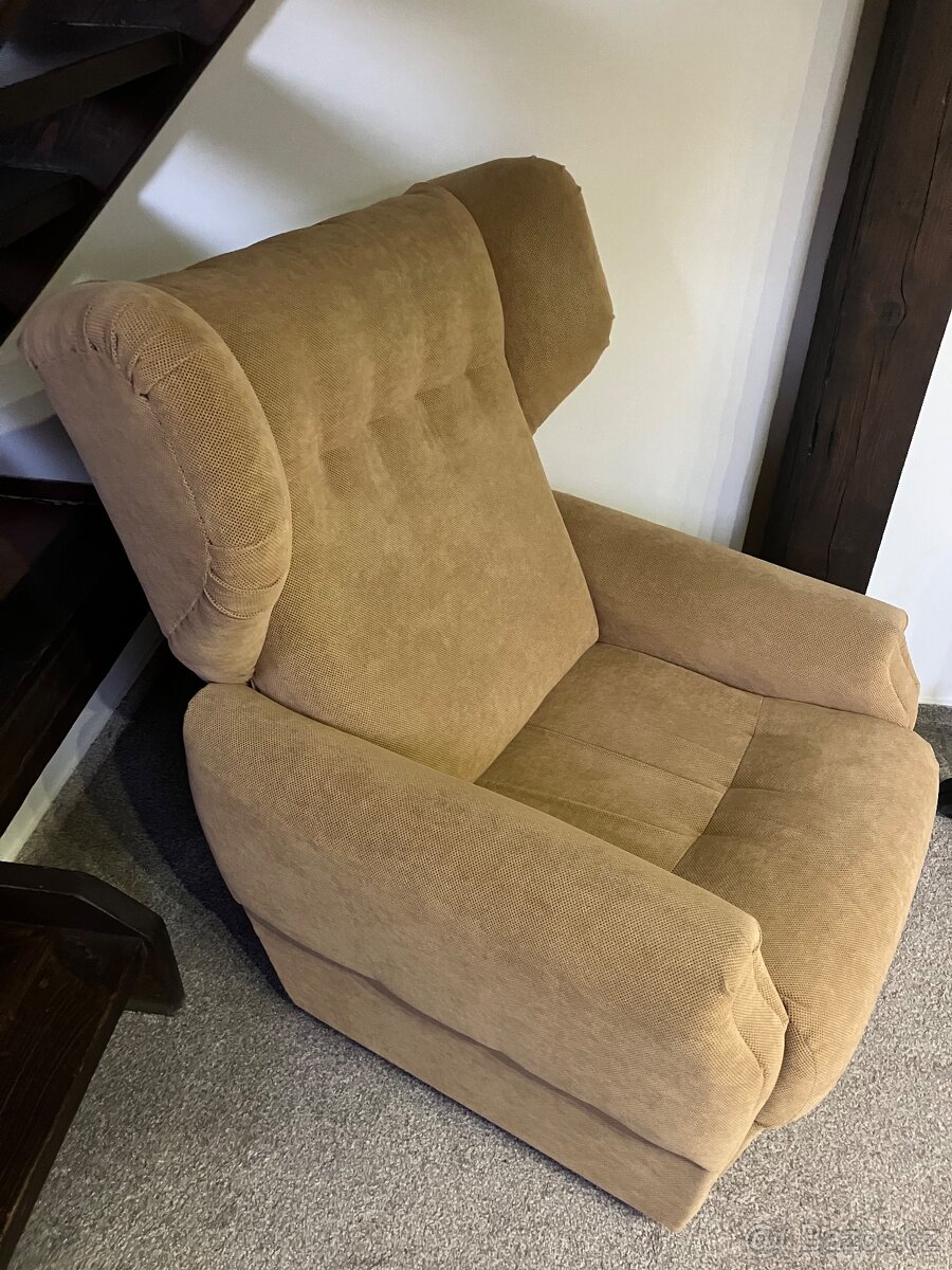 Prodám 2x retro křeslo typu ušák - 2