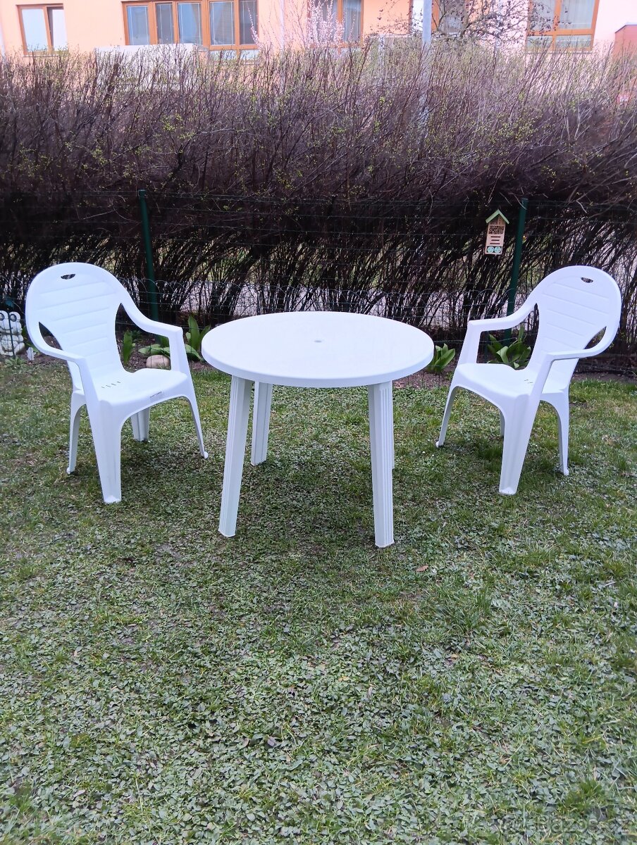 Prodám zahradní nábytek - 2