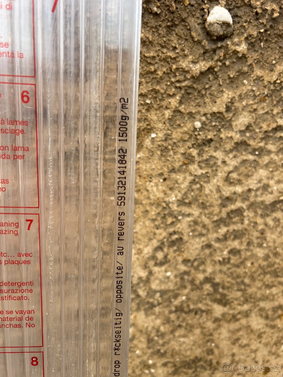 Polykarbonát - Makrolon - 2