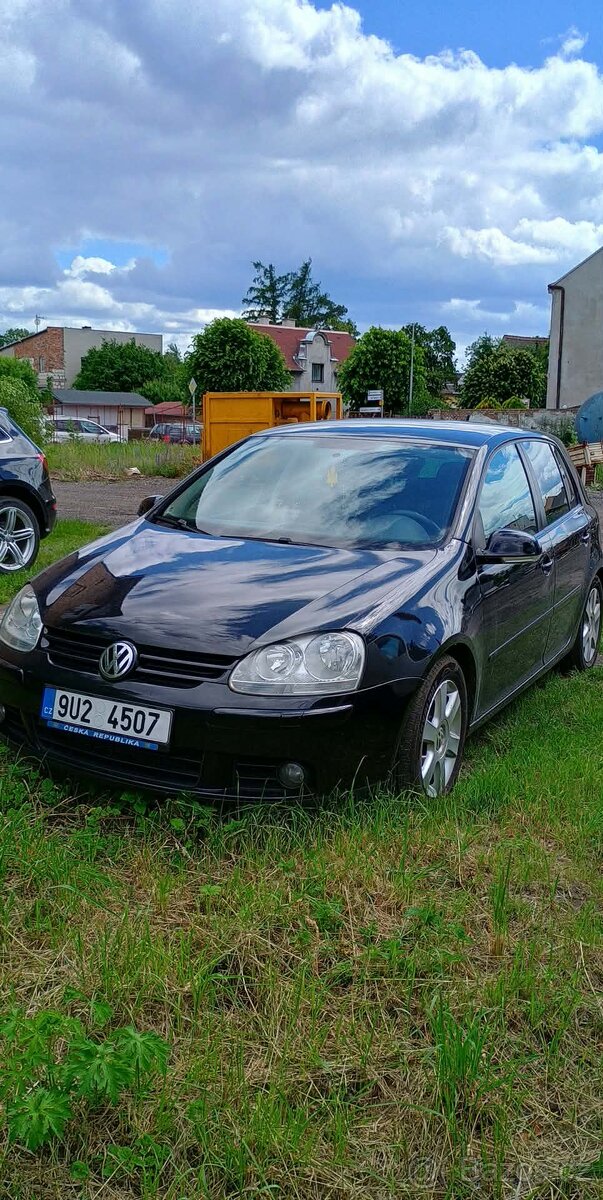 Golf 5 - 2