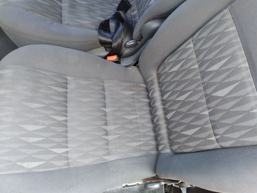 FORD GALAXY INTEGROVANÁ DĚTSKÁ SEDAČKA - 2