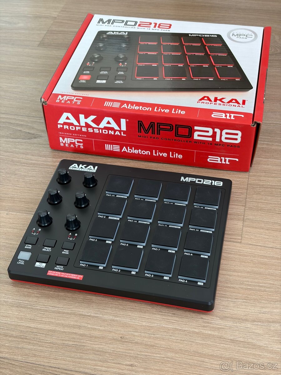 Akai MPD 218 - 2