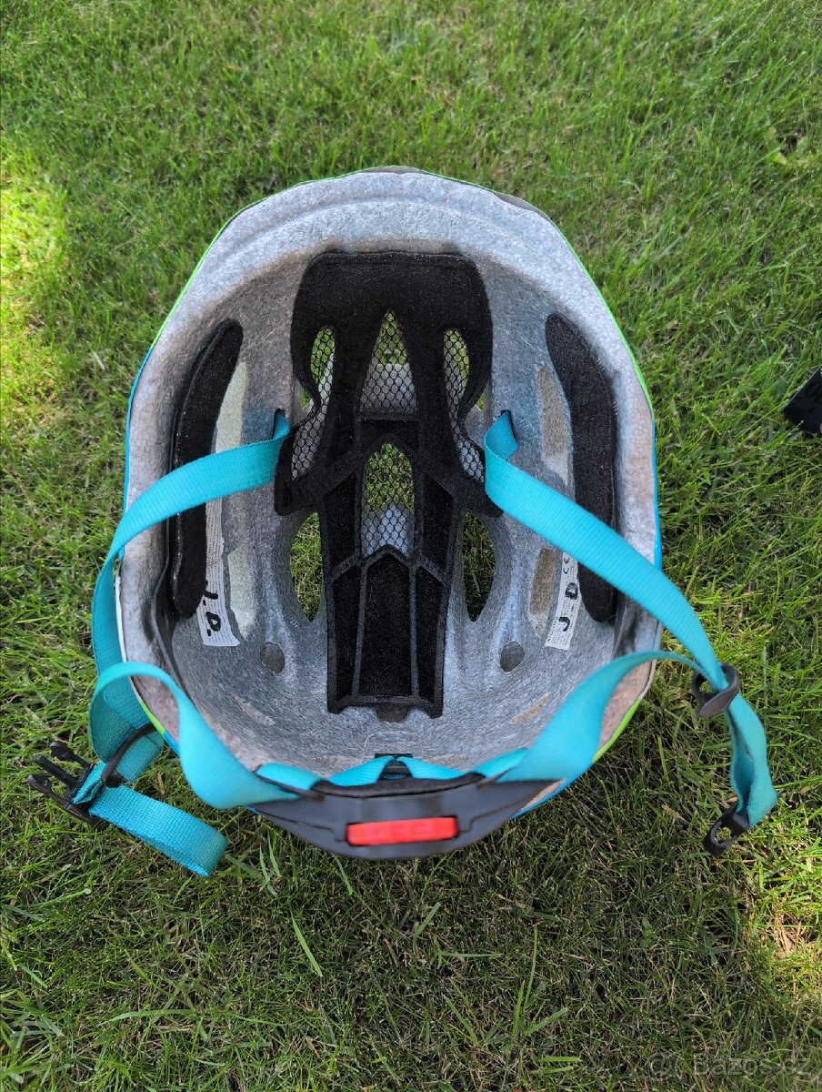Cyklistická helma vel. 56 cm - 2