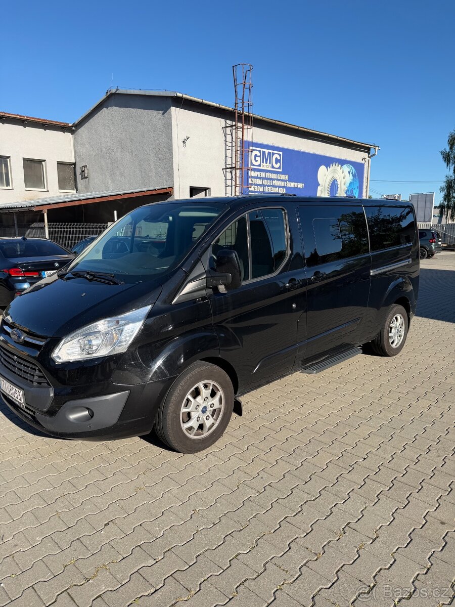Ford Custom - 2