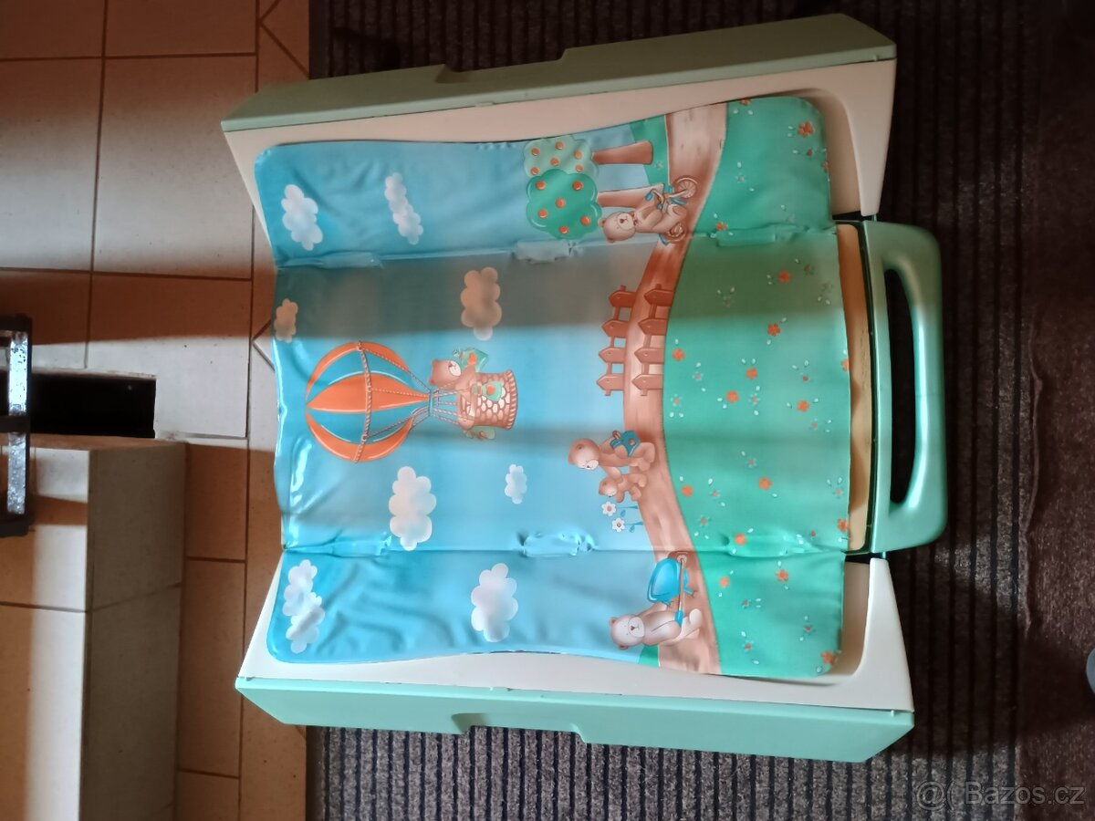 Přebalovací pult - 2