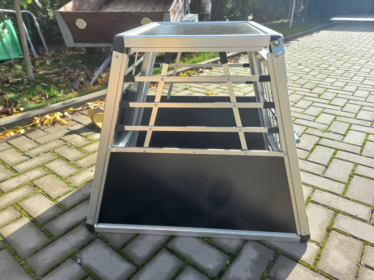 Klec pro psa do auta 72 x 50 x 62 cm - 2