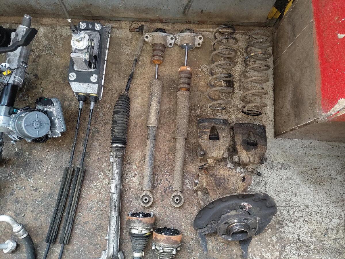 Seat Ibiza 2016 - díly podvozku - 2