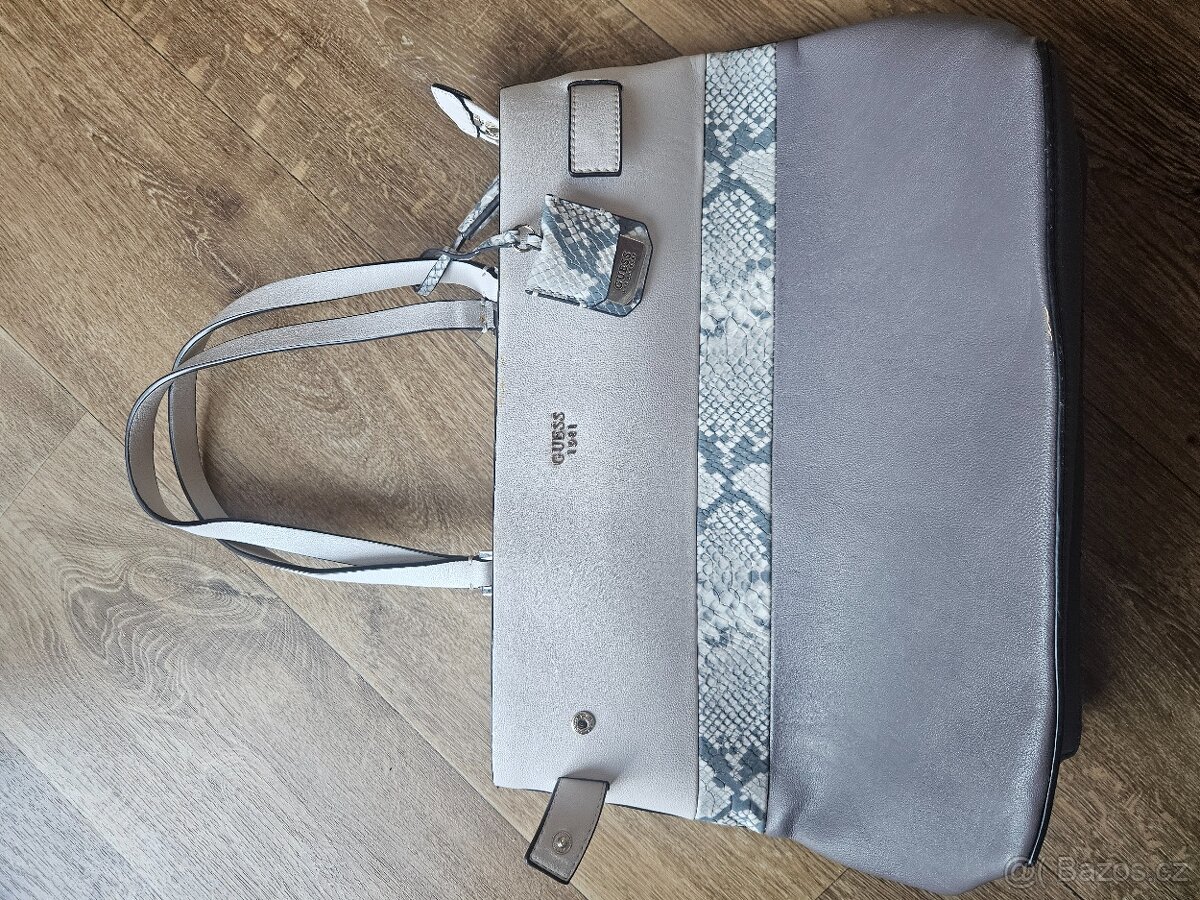 Kabelka Guess různé druhy - 2