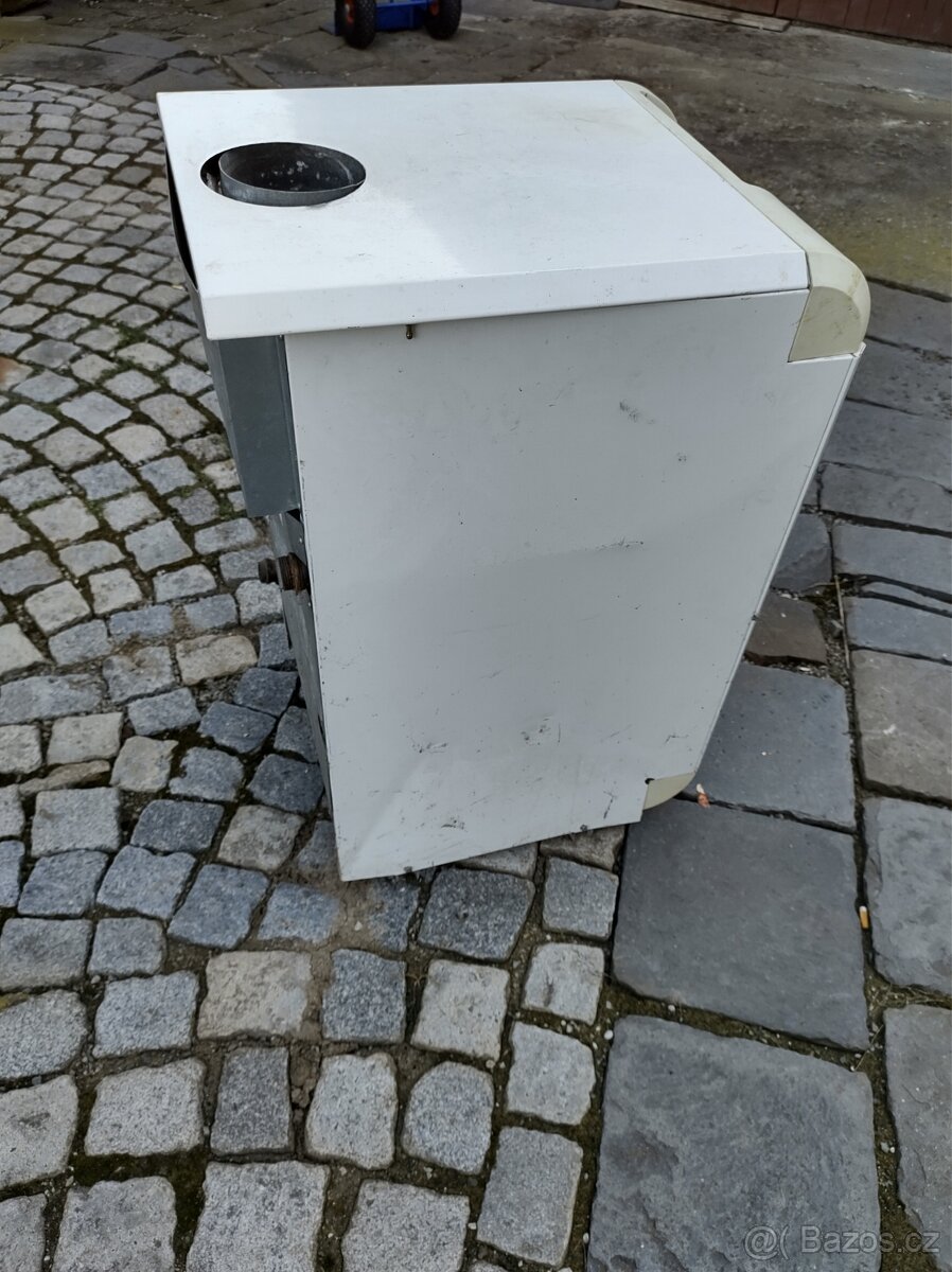 Prodám plynový kotel litinový - 2