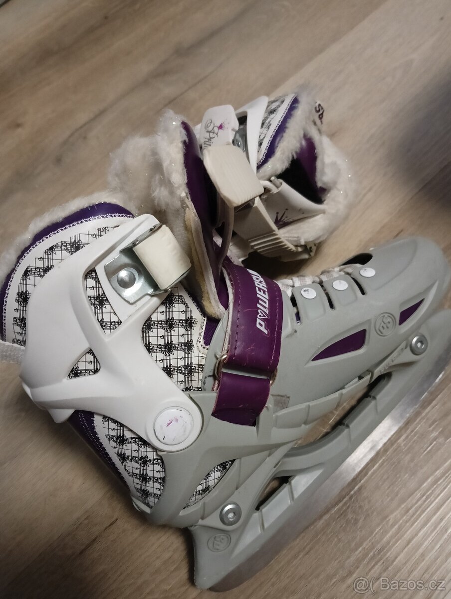 Dívčí lední brusle - 2