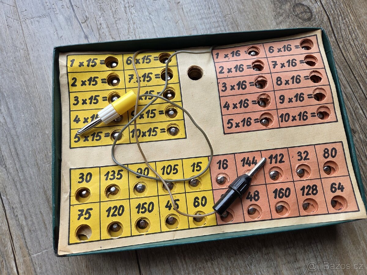 Retro hra naučná Elektrická násobilka - 2