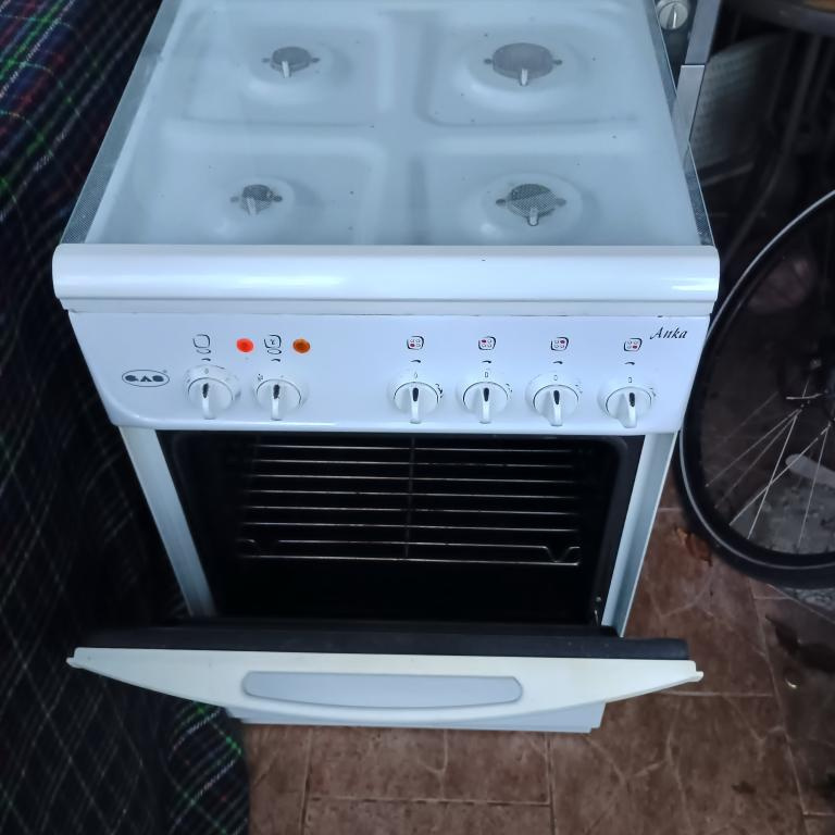 Sporák, plynový vařič + elektrická trouba. - 2